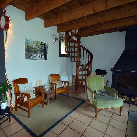 Les Petites Mazures Bed & Breakfast *